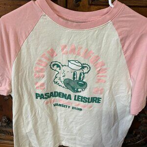 PASADENA LEISURE CLUB Women's CA Sports & Leisure Tshirt Medium Pink & Cream.